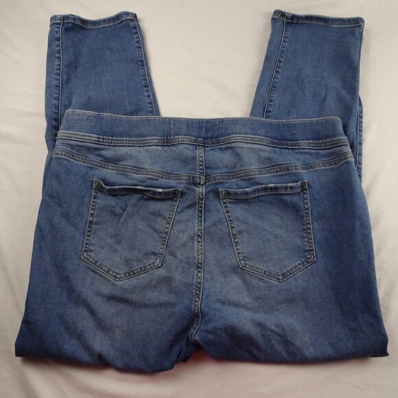 Torrid Women Feel the Fit Super Soft Lean Jean Size 2R - Picture 3 of 9